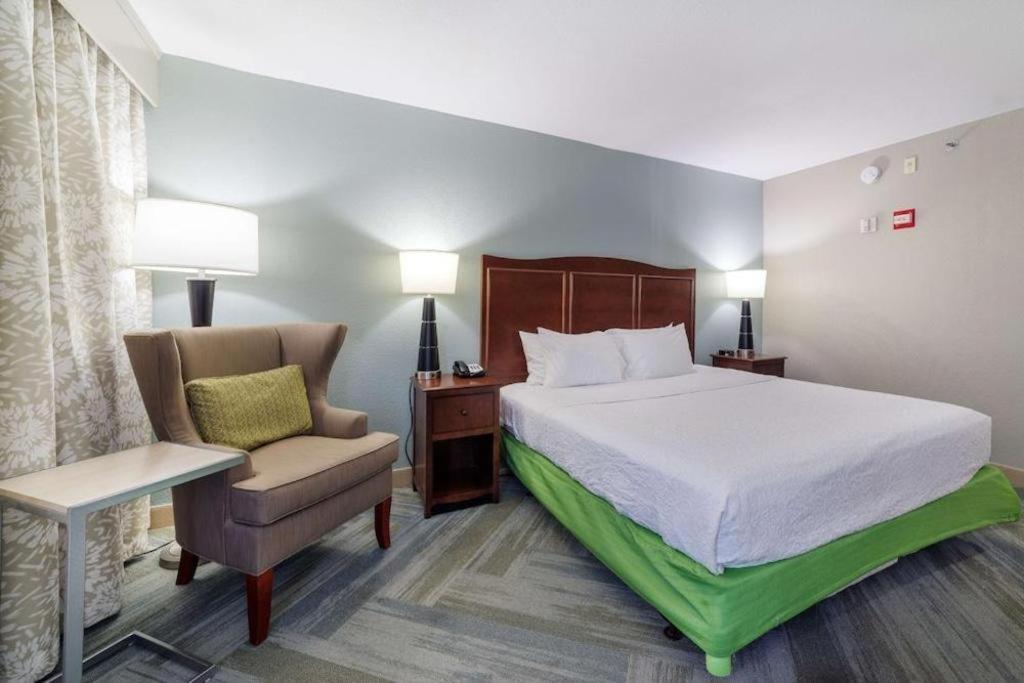 Holiday Inn Express Hotel & Suites Port Charlotte Exterior foto